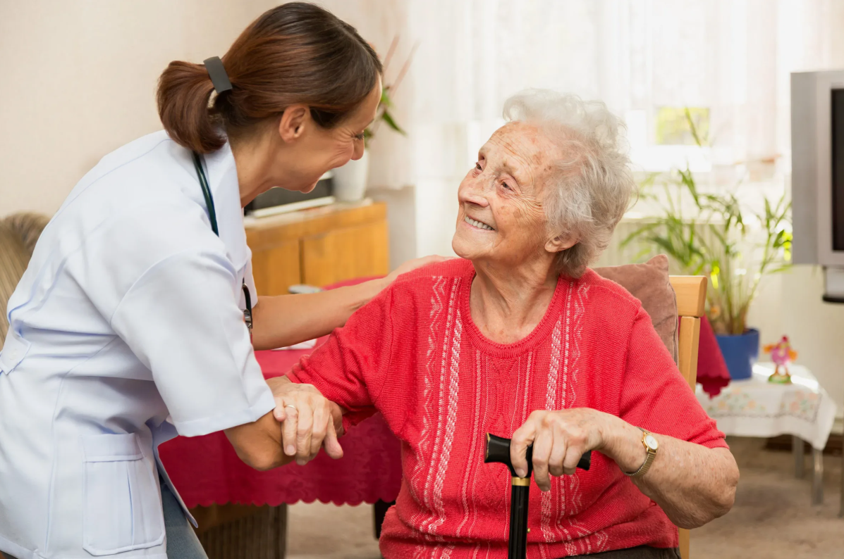 Опекунство над пожилым человеком плюсы и минусы: о которых важно знать заранее